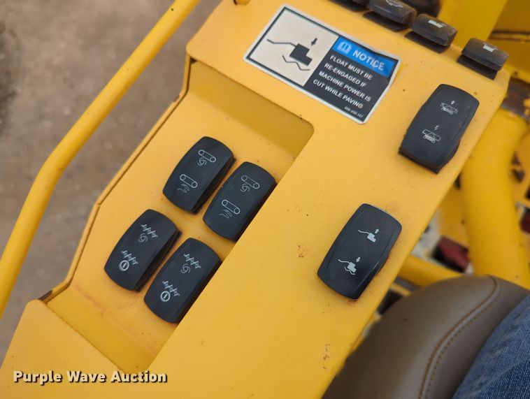 image for item LY9438 2020 Carlson CP130  paver