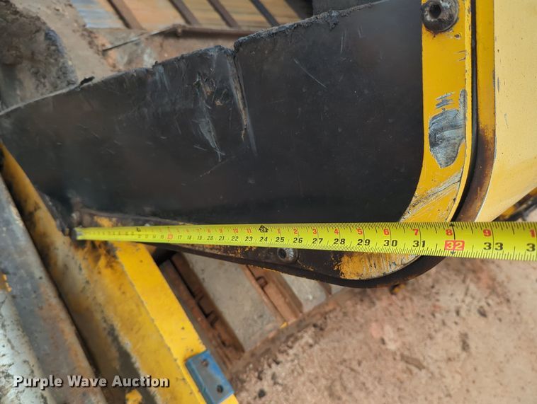 image for item LY9438 2020 Carlson CP130  paver