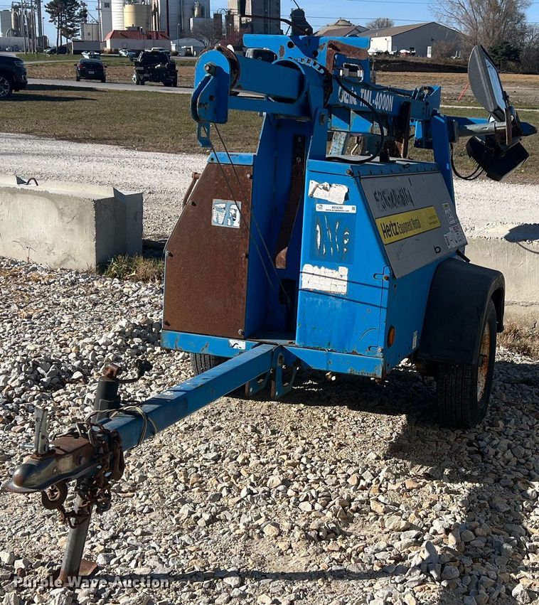 image for item ME9295 2006 Genie TML-4000N  light plant