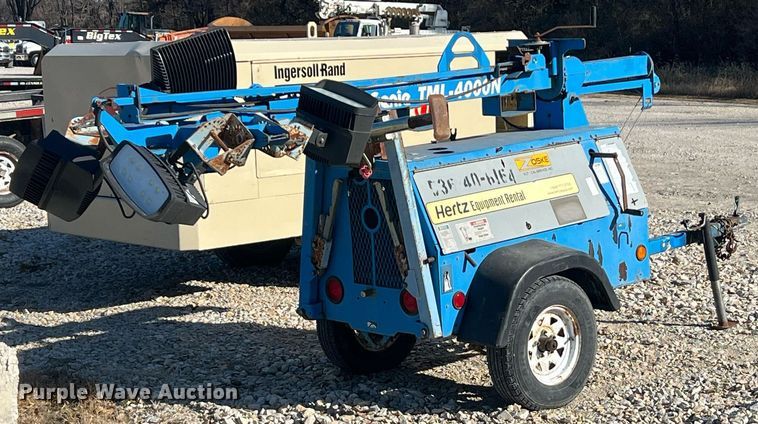 image for item ME9295 2006 Genie TML-4000N  light plant