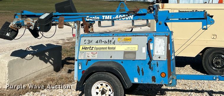 image for item ME9295 2006 Genie TML-4000N  light plant