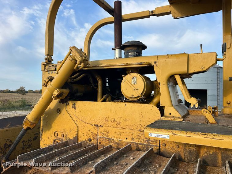 image for item MG9509 1977 Caterpillar D7G  dozer