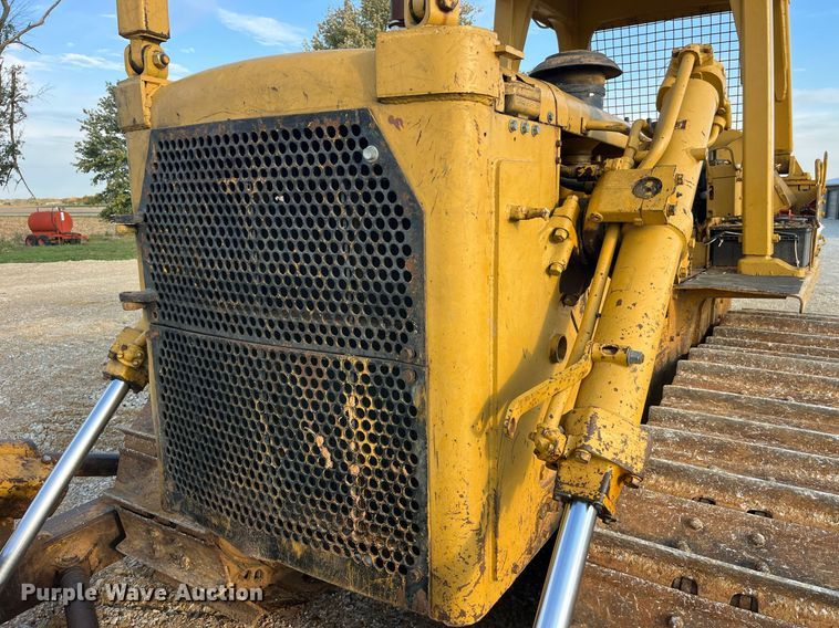 image for item MG9509 1977 Caterpillar D7G  dozer