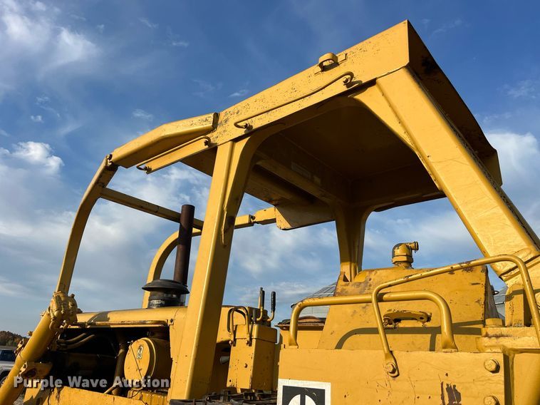 image for item MG9509 1977 Caterpillar D7G  dozer