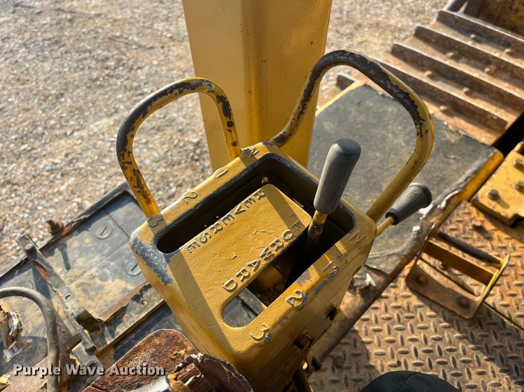 image for item MG9509 1977 Caterpillar D7G  dozer