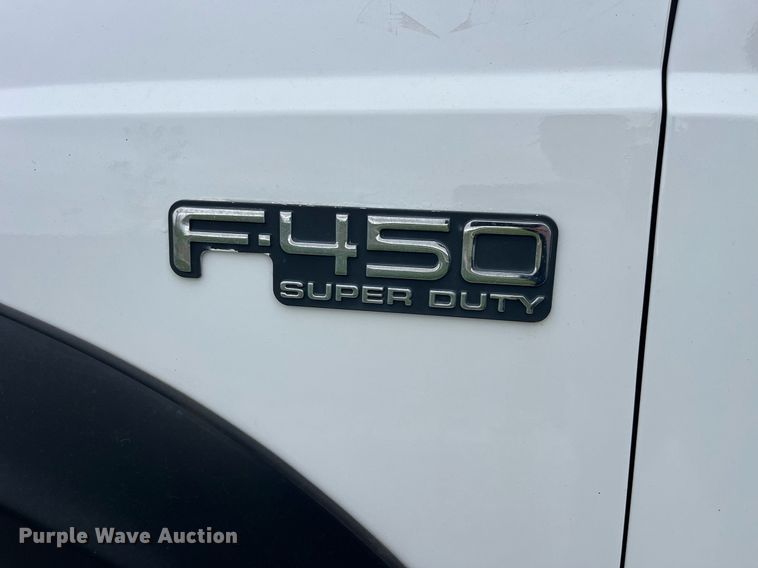 image for item MG9521 1999 Ford F450 Super Duty  bucket truck