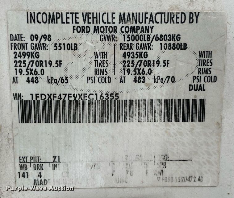 image for item MG9521 1999 Ford F450 Super Duty  bucket truck