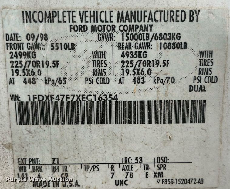 image for item MG9522 1999 Ford F450 Super Duty  bucket truck