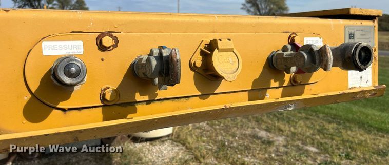 image for item MG9526 1997 Trail King TK80HDG-463  lowboy equipment trailer