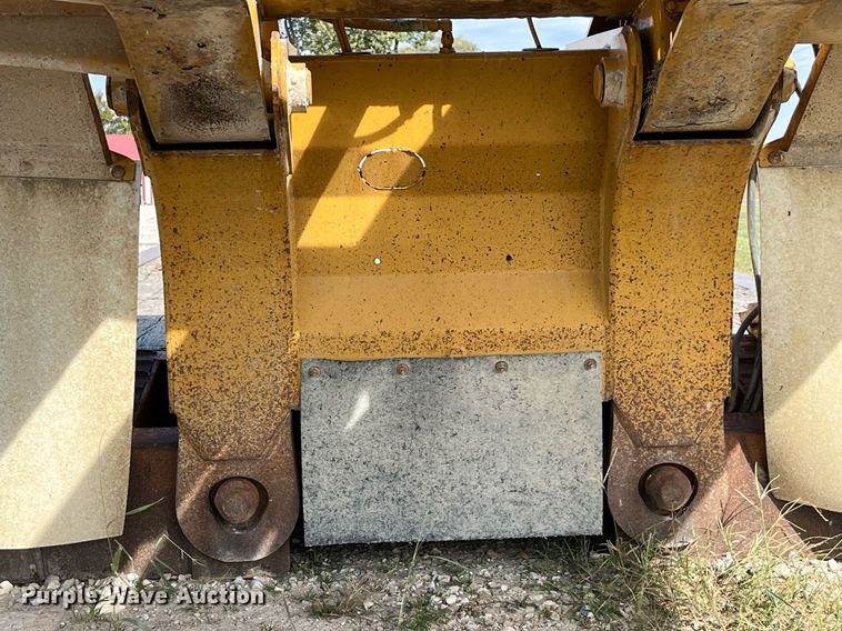 image for item MG9526 1997 Trail King TK80HDG-463  lowboy equipment trailer