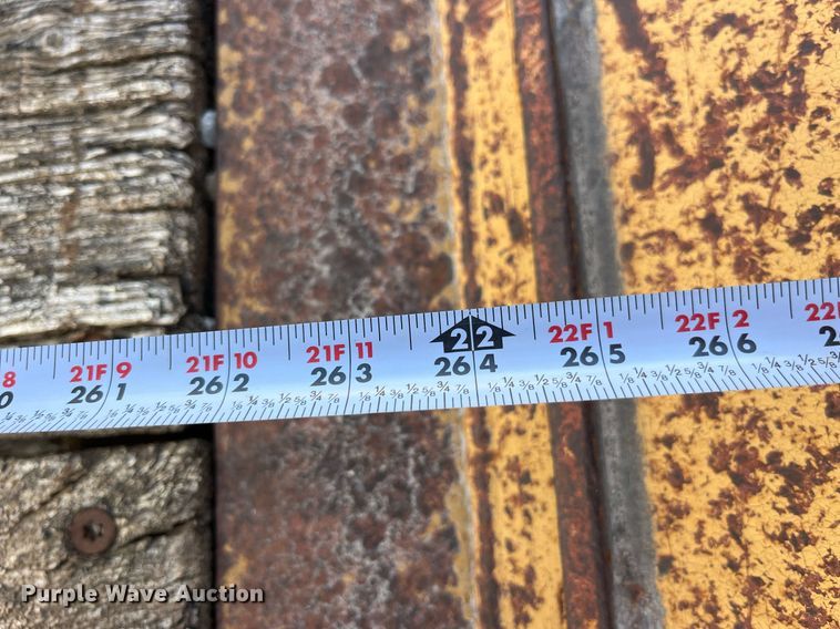 image for item MG9526 1997 Trail King TK80HDG-463  lowboy equipment trailer