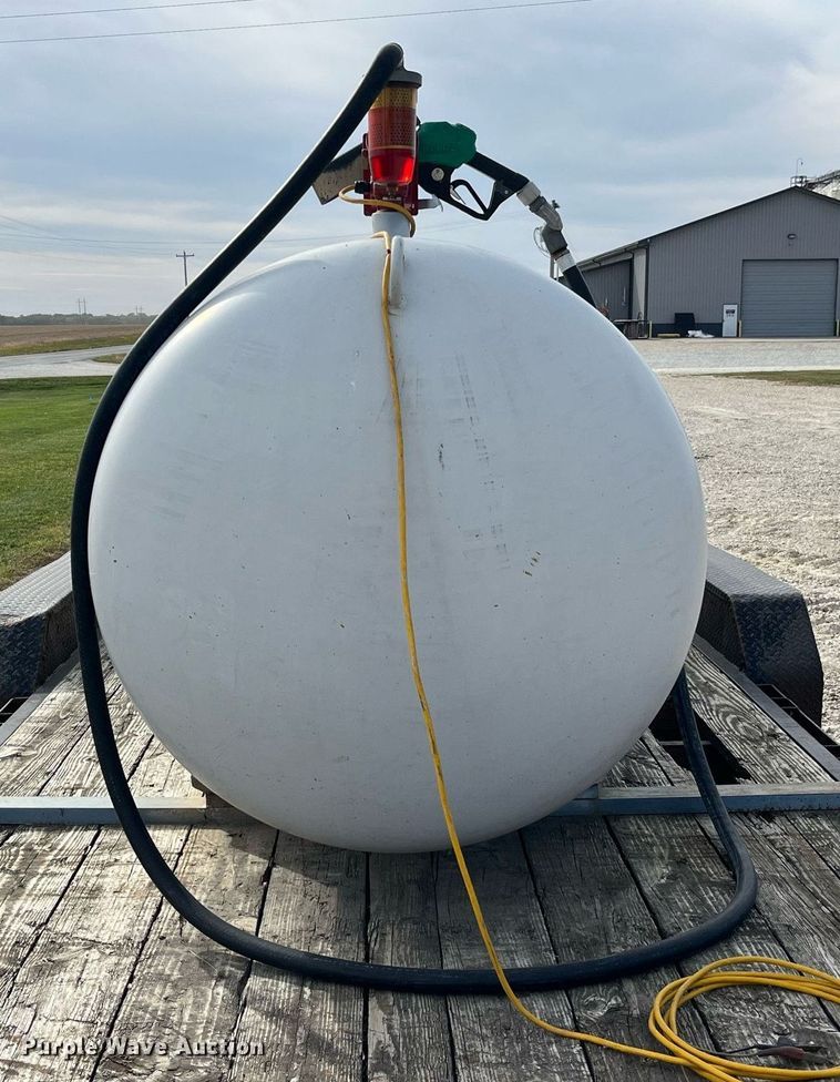 image for item MG9527 Diesel fuel tank