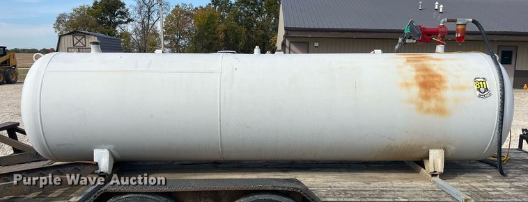 image for item MG9527 Diesel fuel tank