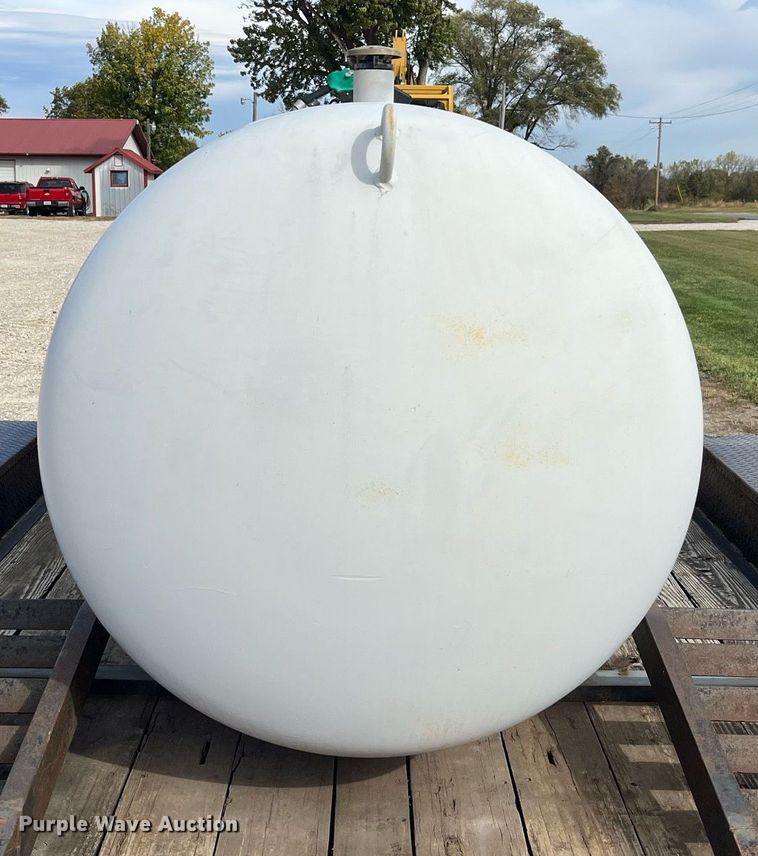 image for item MG9527 Diesel fuel tank