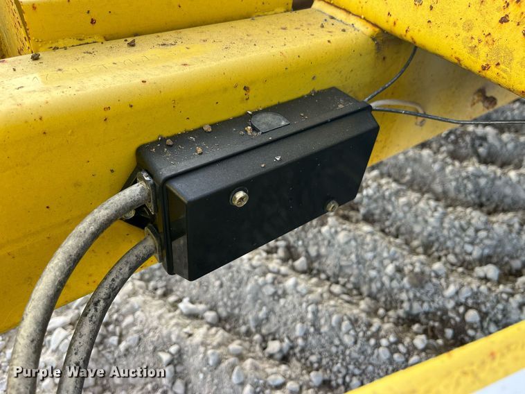 image for item MG9528 2000 Redi Haul  equipment trailer