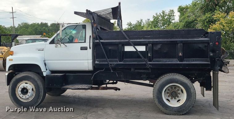 image for item MG9752 1994 Chevrolet 6500 Kodiak  dump truck