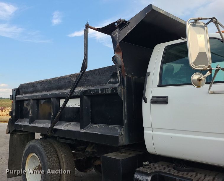 image for item MG9752 1994 Chevrolet 6500 Kodiak  dump truck
