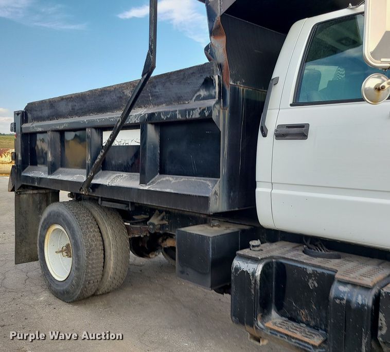 image for item MG9752 1994 Chevrolet 6500 Kodiak  dump truck