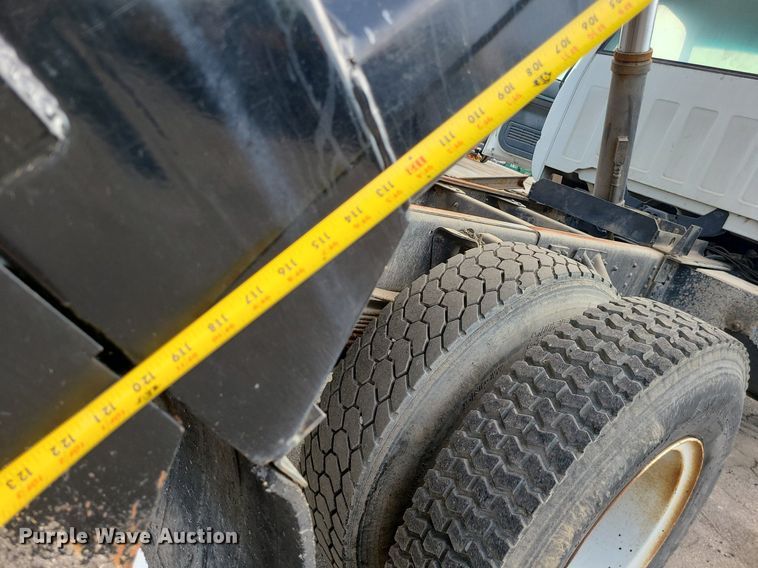 image for item MG9752 1994 Chevrolet 6500 Kodiak  dump truck