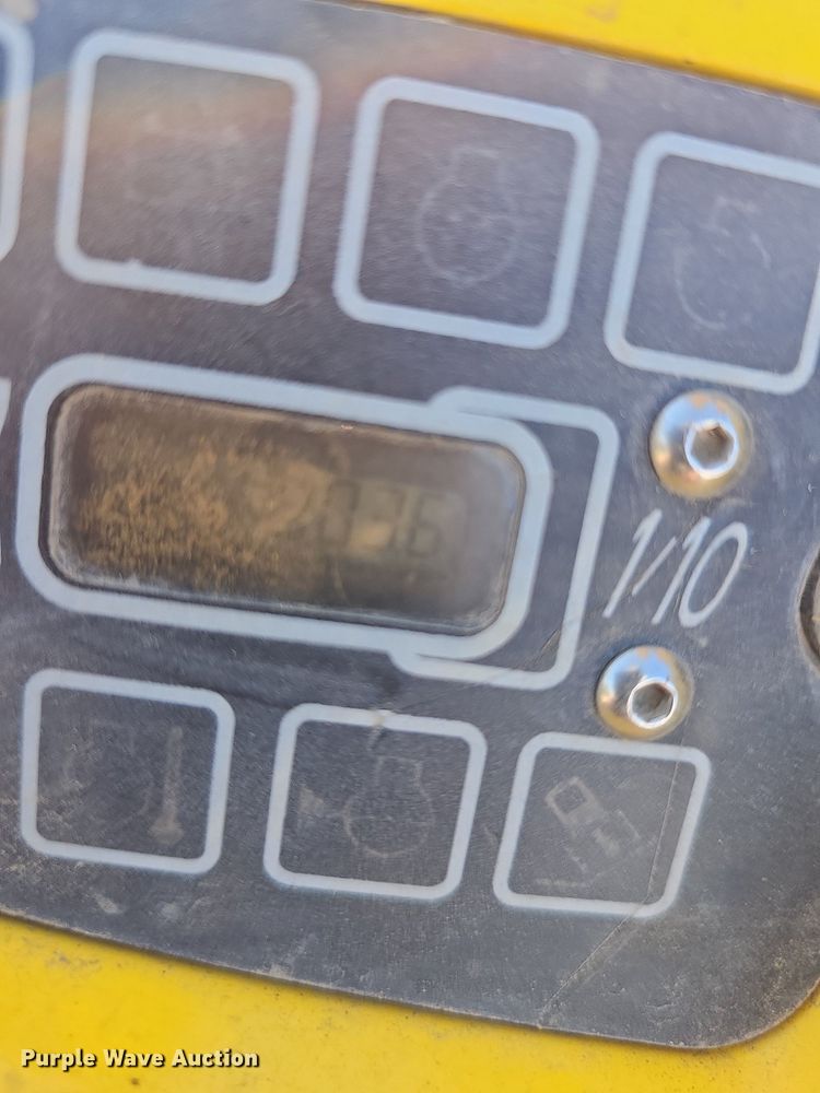 image for item MH9495 2011 Wacker Neuson RTSC2  trench compactor