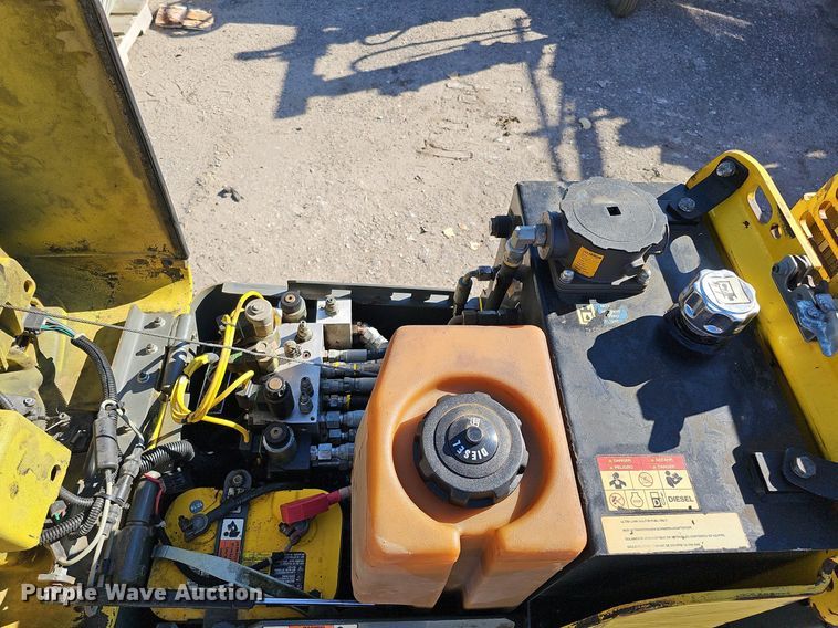 image for item MH9495 2011 Wacker Neuson RTSC2  trench compactor