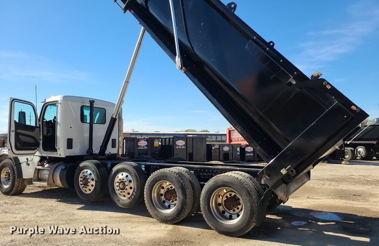 image for item MJ9480 2023 Peterbilt 567  dump truck