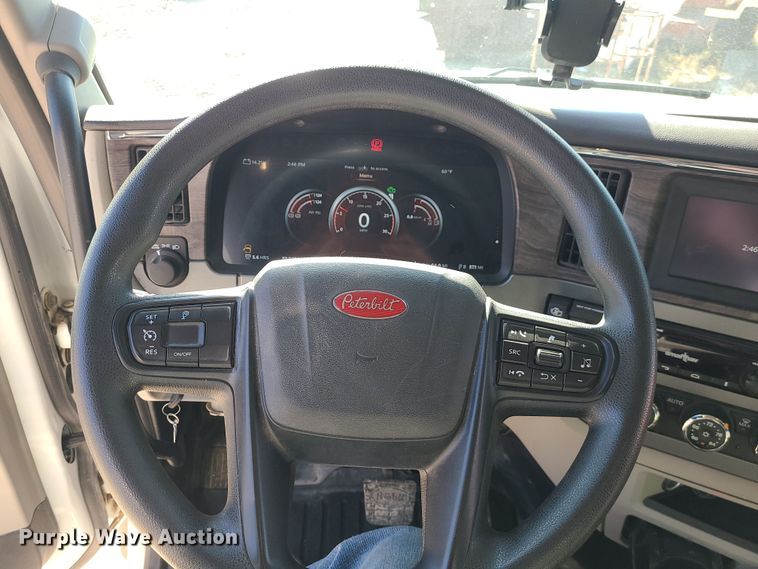 image for item MJ9480 2023 Peterbilt 567  dump truck