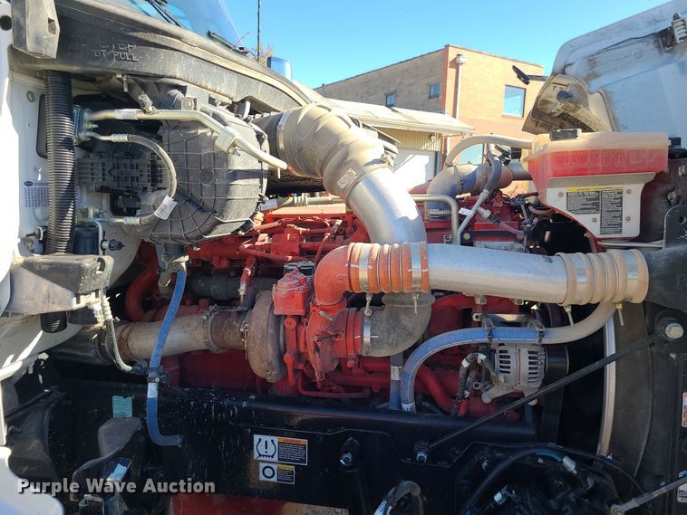 image for item MJ9480 2023 Peterbilt 567  dump truck