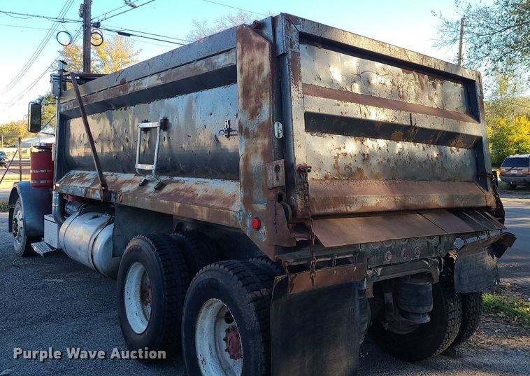 image for item MJ9481 1987 Peterbilt 379  dump truck