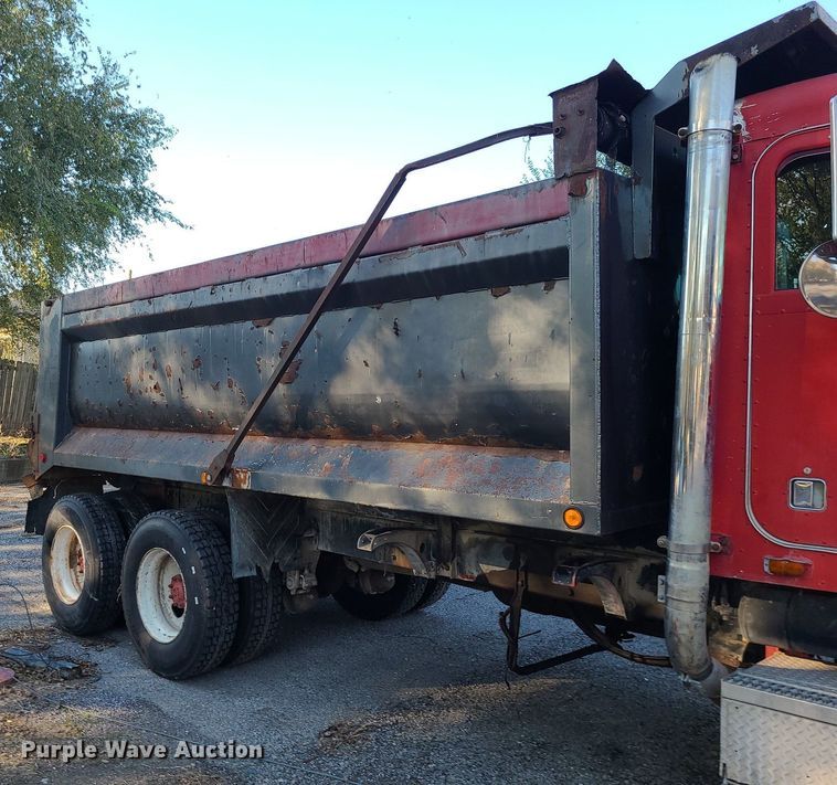 image for item MJ9481 1987 Peterbilt 379  dump truck