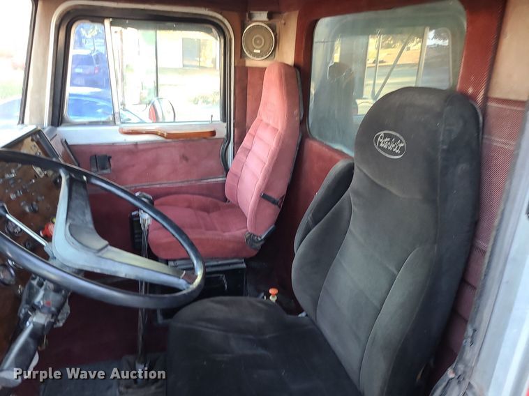 image for item MJ9481 1987 Peterbilt 379  dump truck