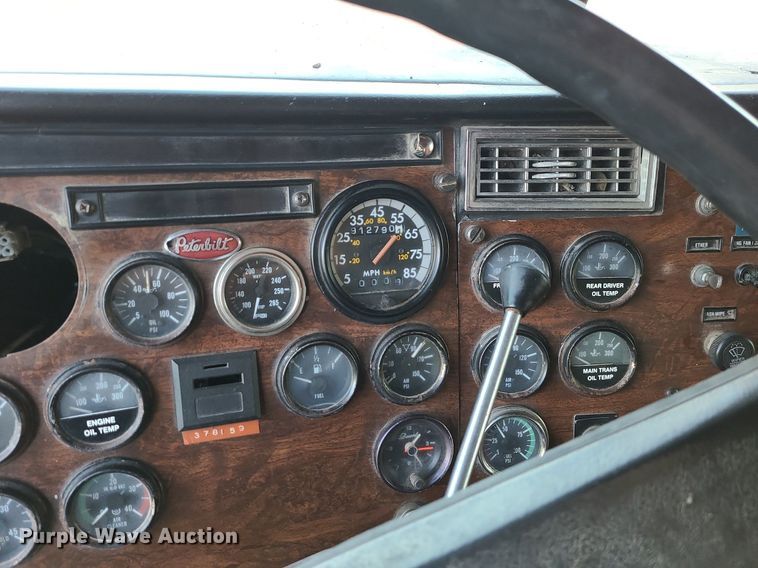 image for item MJ9481 1987 Peterbilt 379  dump truck