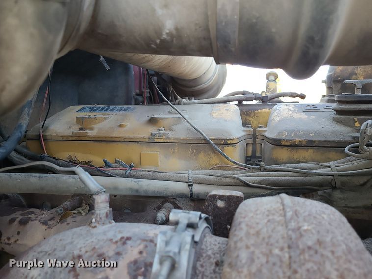 image for item MJ9481 1987 Peterbilt 379  dump truck