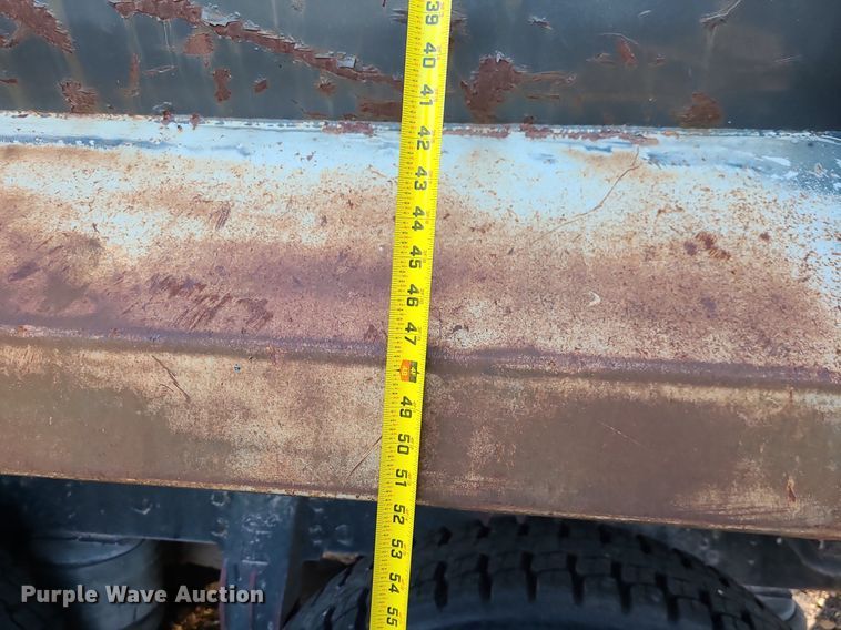 image for item MJ9481 1987 Peterbilt 379  dump truck