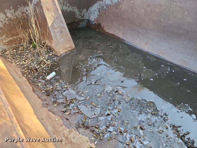 image for item MJ9481 1987 Peterbilt 379  dump truck