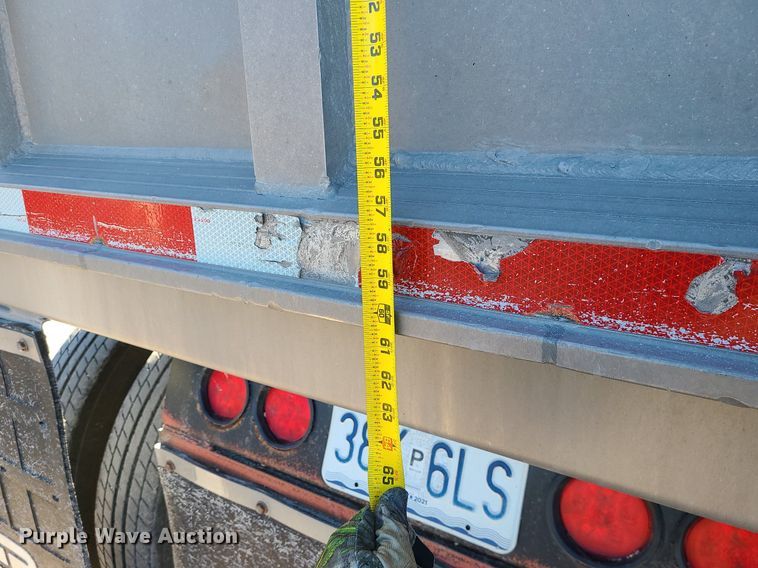 image for item MJ9484 2007 East  dump trailer