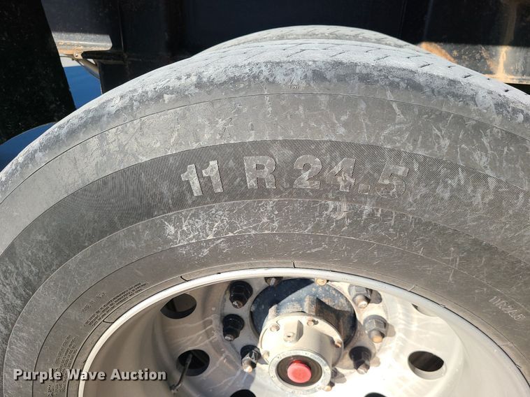 image for item MJ9484 2007 East  dump trailer