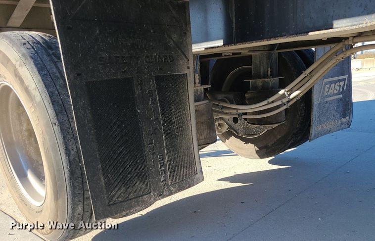 image for item MJ9484 2007 East  dump trailer