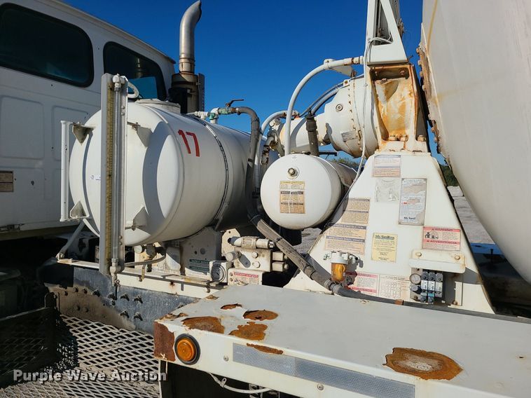 image for item MJ9485 2007 Sterling  ready mix truck