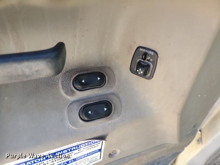 image for item MJ9485 2007 Sterling  ready mix truck