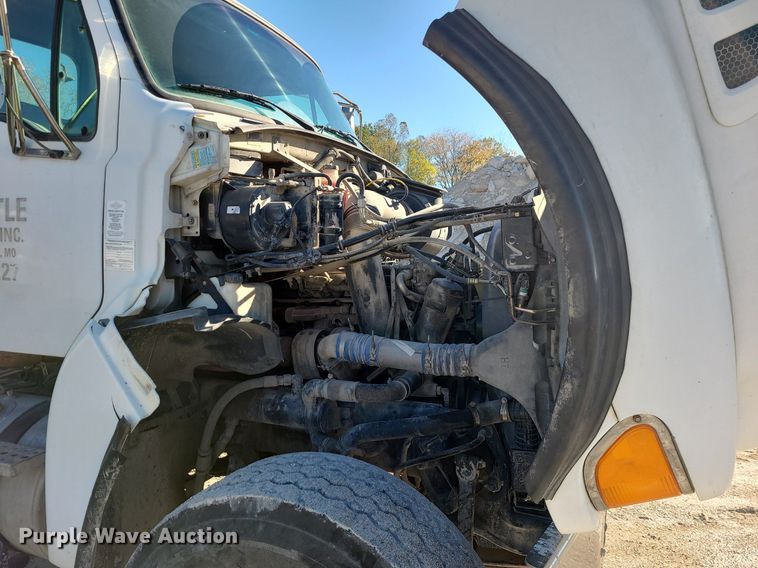 image for item MJ9485 2007 Sterling  ready mix truck