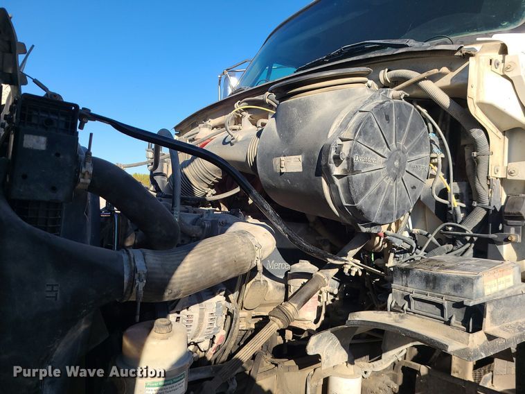 image for item MJ9485 2007 Sterling  ready mix truck