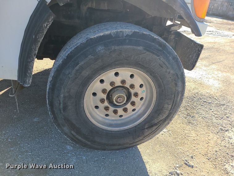 image for item MJ9485 2007 Sterling  ready mix truck