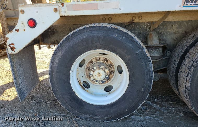 image for item MJ9485 2007 Sterling  ready mix truck