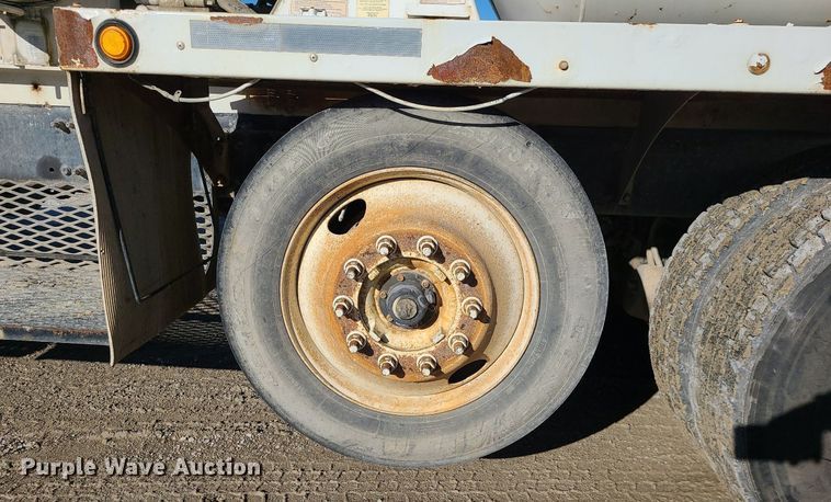 image for item MJ9485 2007 Sterling  ready mix truck