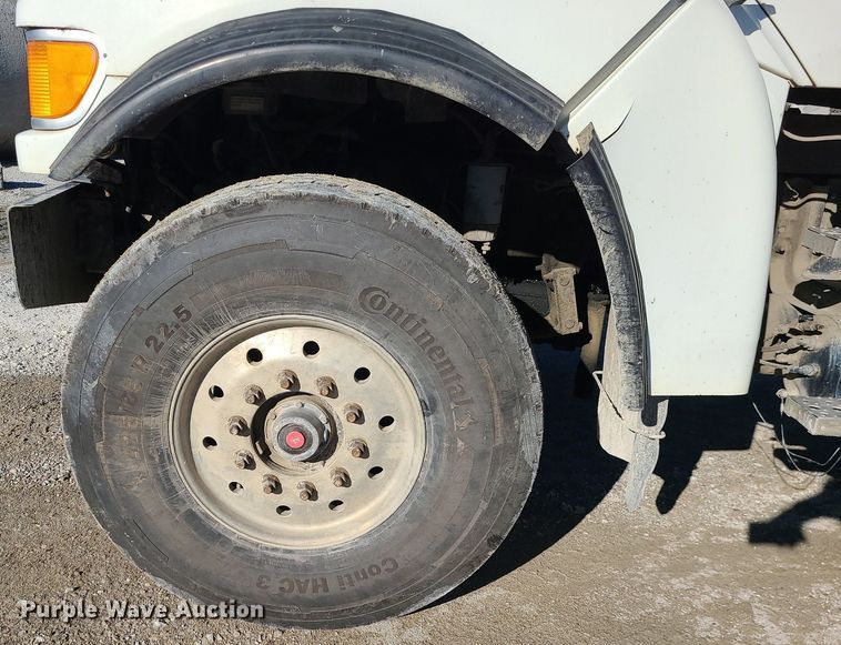 image for item MJ9485 2007 Sterling  ready mix truck