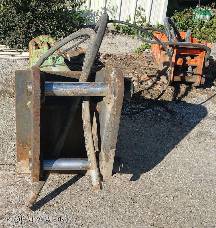 image for item MJ9488 Tramac V1600  breaker