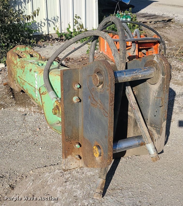 image for item MJ9488 Tramac V1600  breaker