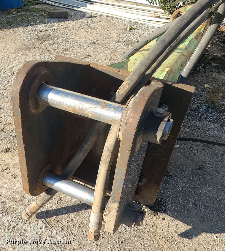 image for item MJ9488 Tramac V1600  breaker