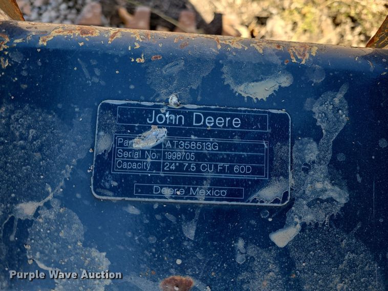 image for item MJ9495 (4) John Deere excavator buckets